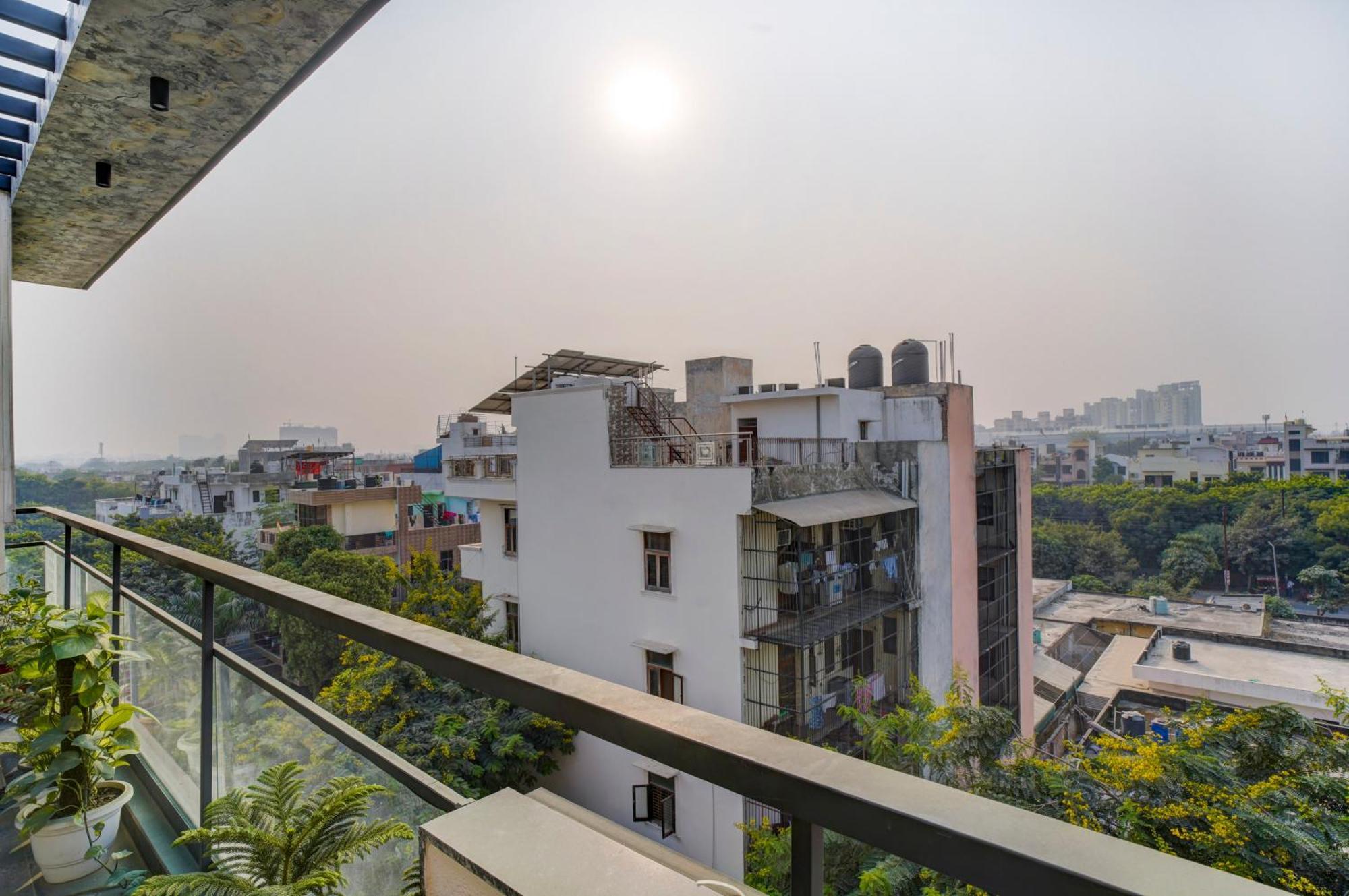Treebo Corporate Inn Noida Exterior foto